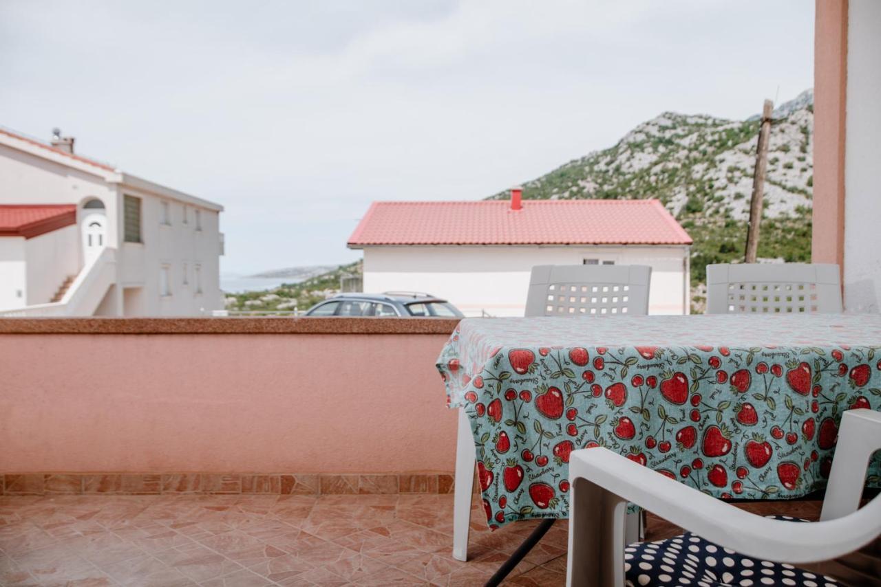 Apartmens Leona Apartment Karlobag Luaran gambar