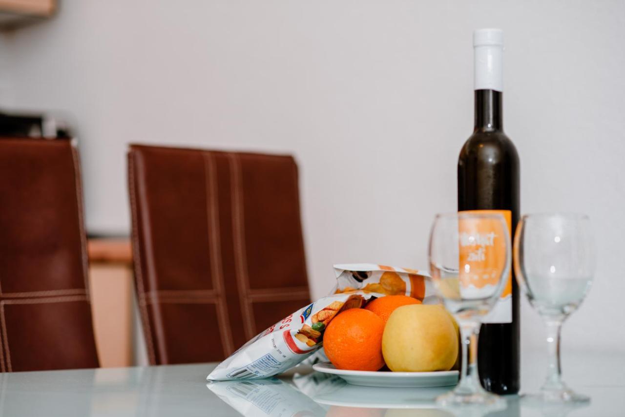 Apartmens Leona Apartment Karlobag Luaran gambar