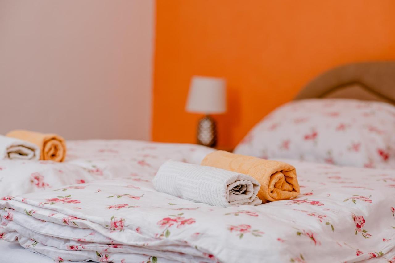Apartmens Leona Apartment Karlobag Luaran gambar
