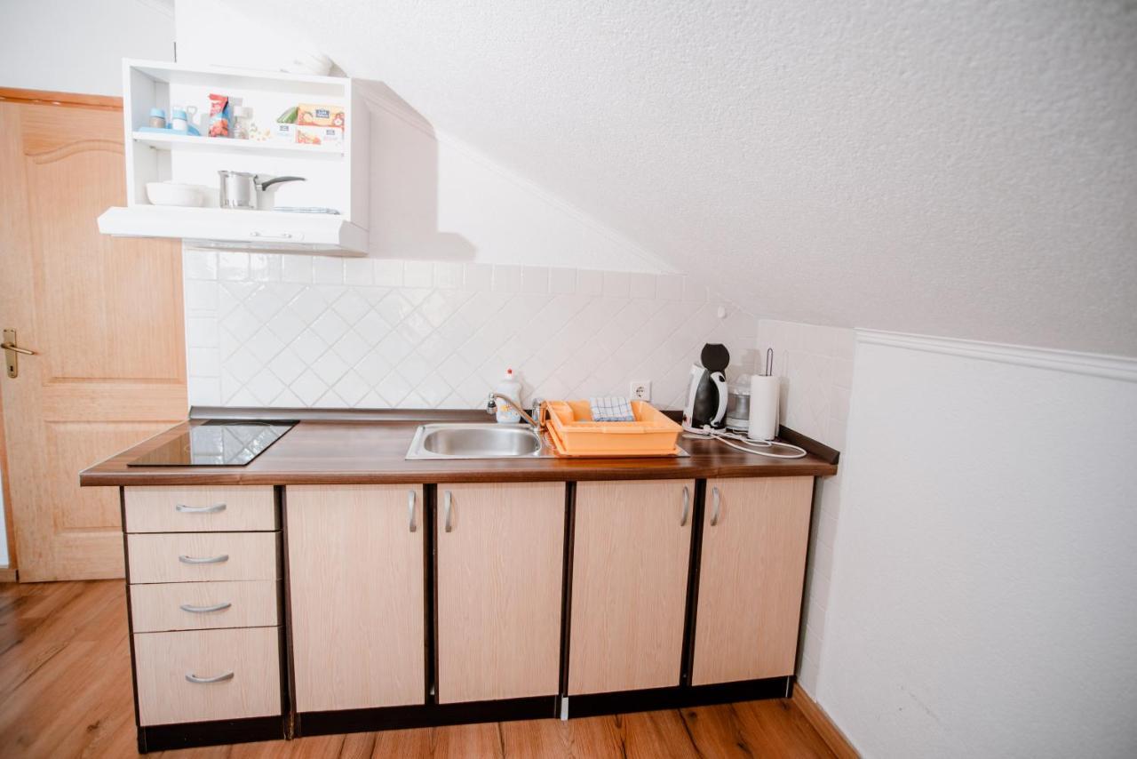 Apartmens Leona Apartment Karlobag Luaran gambar