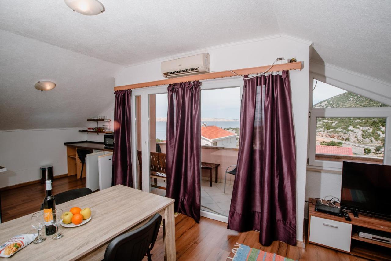 Apartmens Leona Apartment Karlobag Luaran gambar