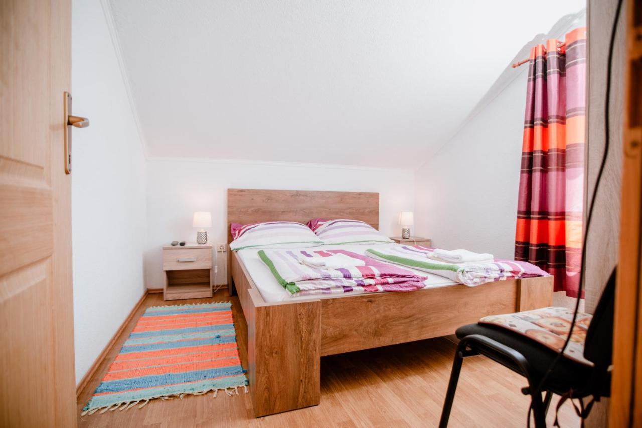 Apartmens Leona Apartment Karlobag Luaran gambar
